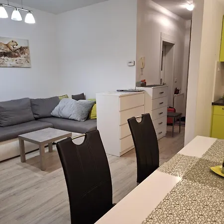 Lona Flat Appartement Ljubljana